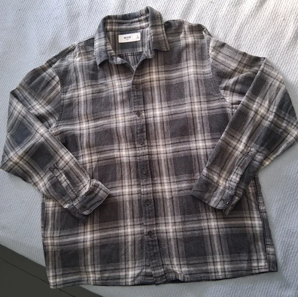 Hollister 100% Cotton Smokey Grey Flannel - Picture 2 of 12